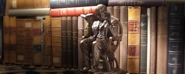 Bücher Buch im Pfandhaus